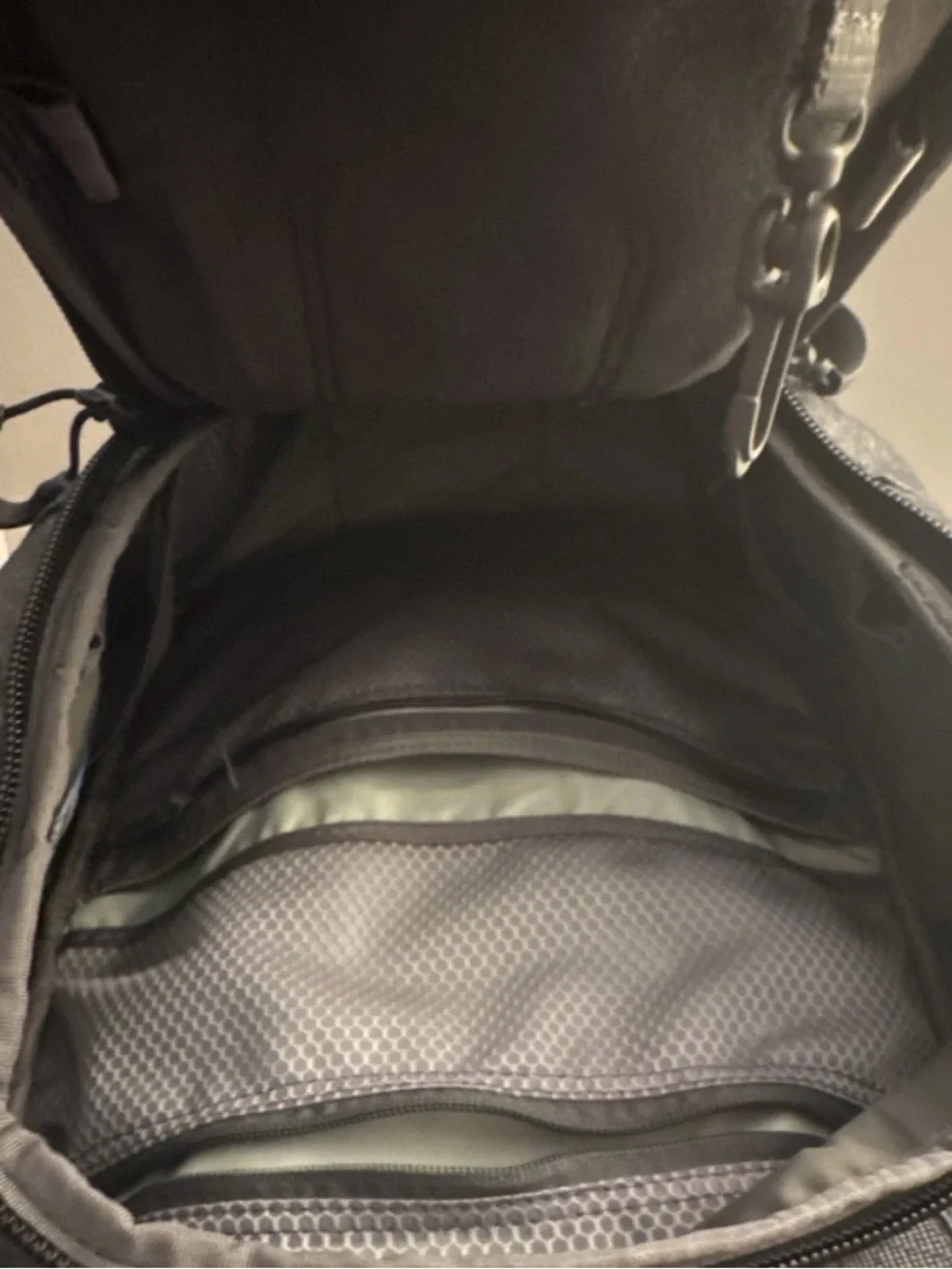 Maxpedition Entity 21L Men's Charcoal Gray Tactical/non tactical Backpack